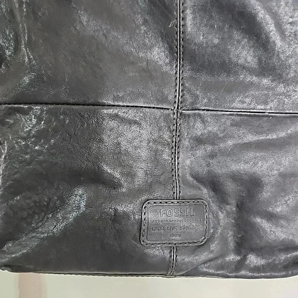 Fossil Modern Cargo Black Soft Leather Bag - Picture 5 of 10